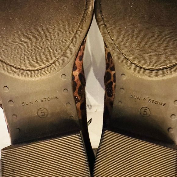 SUN+STONE Women's Brown Leopard Abby Double Zip Ankle Bootie Boot Sz 5 - Picture 7 of 7